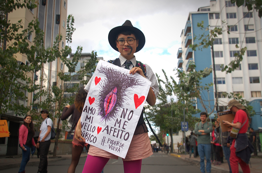 La Marcha de las Putas Ecuador reclama la libertad estética y sexual.
