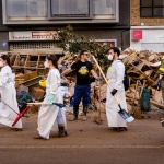 Valencia después de la inundación: voluntarios sostienen la ayuda, autoridades guardan silencio.