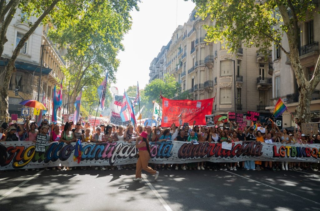 Antifascistas Antirracistas LGBTIQNB+: Somos el corazón del pueblo
