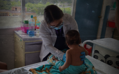 Niñas y niños shuar y achuar mueren por enfermedades prevenibles. ¿Qué está pasando con la salud en las comunidades indígenas de Taisha?